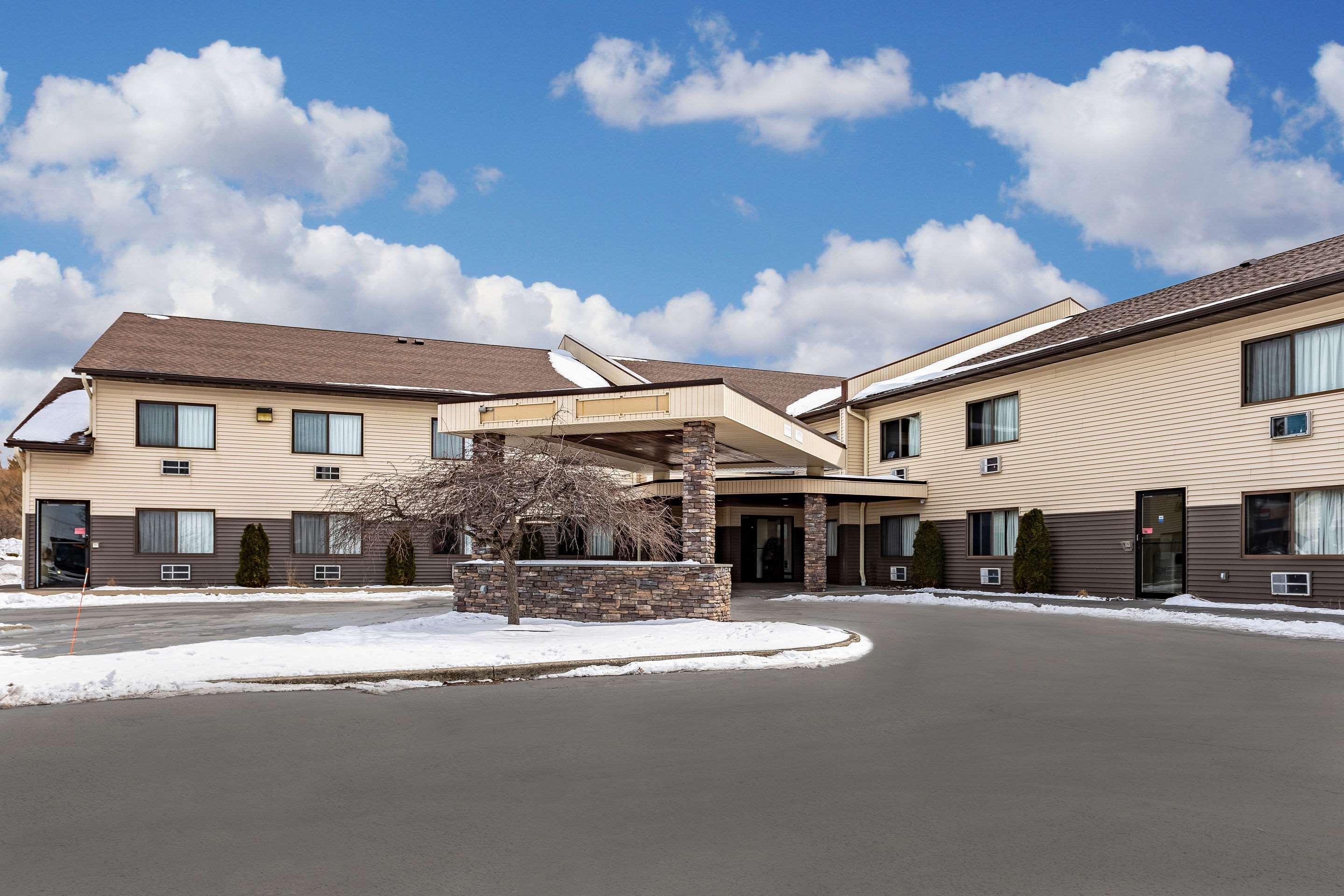 Econo Lodge Ithaca Exteriör bild